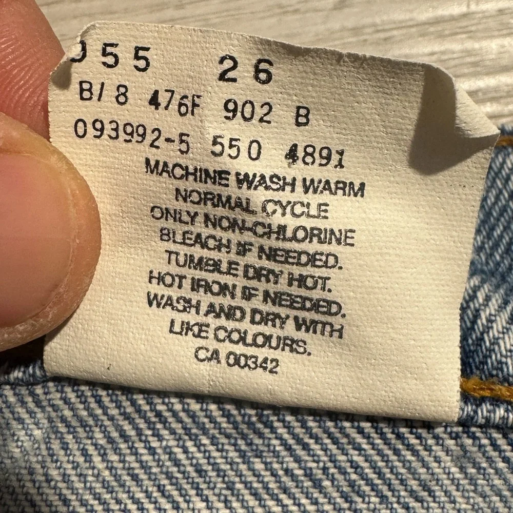 Vintage‎ Levis 550 Distressed Jeans Made in Canada Mens 38x34 (36x33.5)